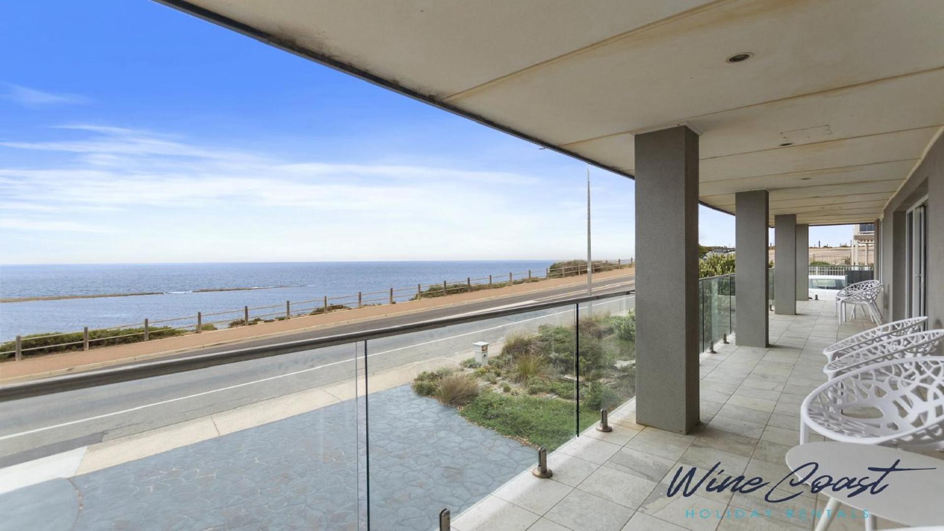 35 Degrees South By Wine Coast Holiday Rentals - Escape To The Fabulous 35 Degrees South By Wine Coast Holiday Rentals. Port Noarlunga Bagian luar foto
